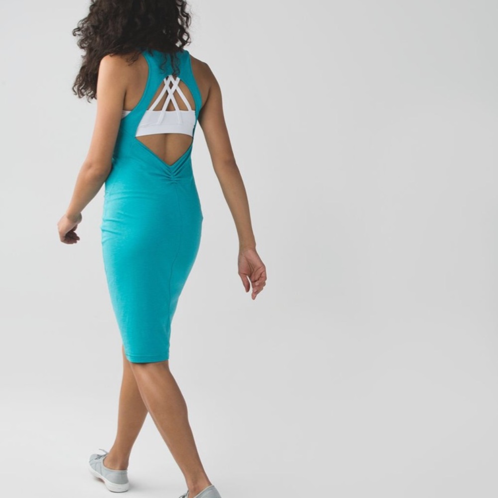 EUC Lululemon Go For It Midi Dress